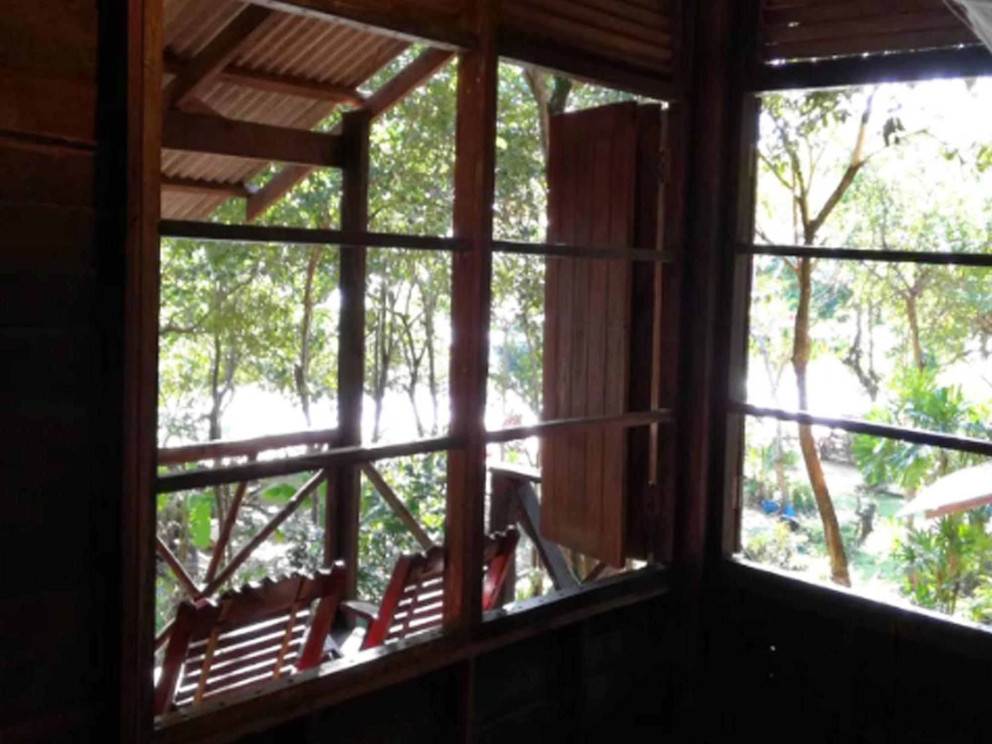 Bonhomie Beach Cottage Koh Jum Buitenkant foto