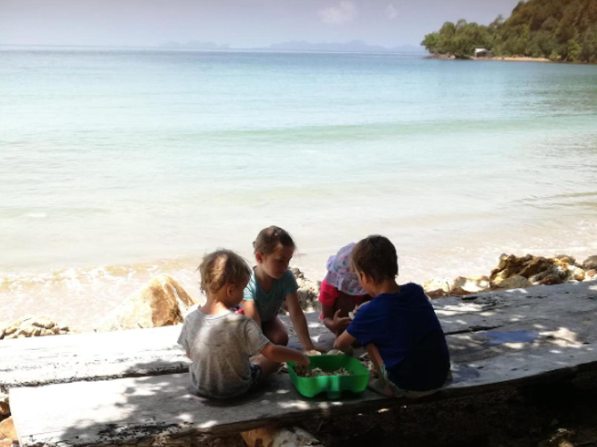 Bonhomie Beach Cottage Koh Jum Buitenkant foto